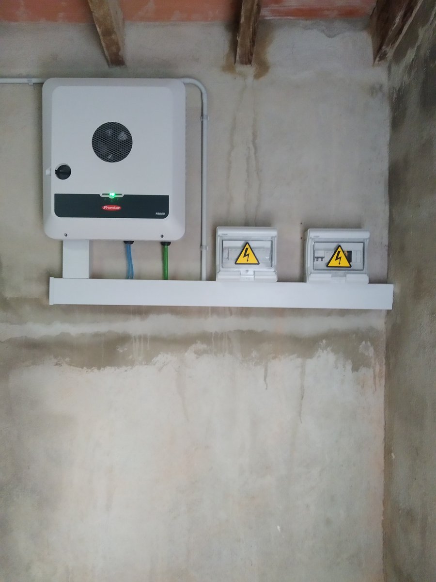 Ha sigut un plaer connectar al Sol La Societat Cultural i Recreativa La Gornalenca: 12kWp/10kWn. Seguim canviant el model energètic