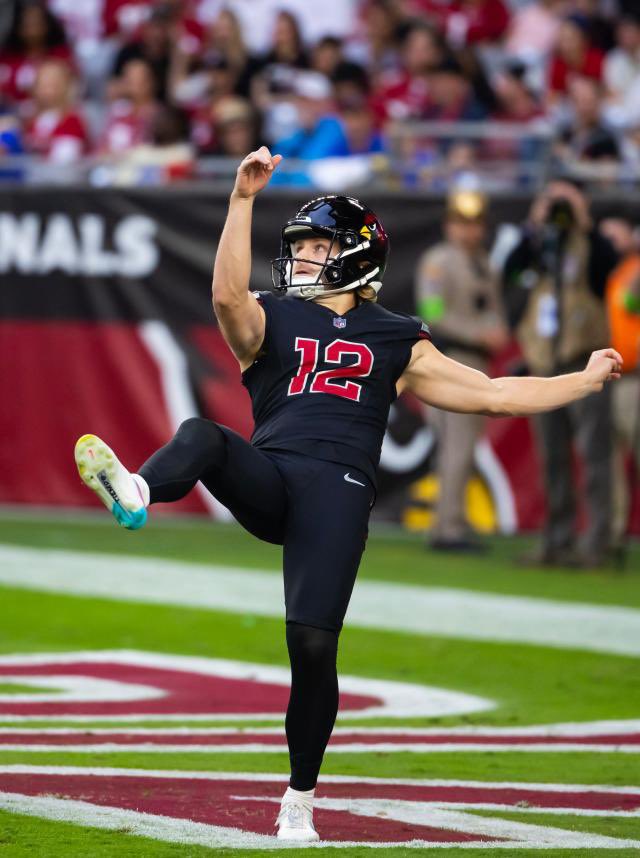 In Arizona's 2 wins in the last 6 days, punter Blake Gillikin punted 7 times and 6 of them were downed inside the 15.

The only one that wasn't was at the 25.

After those 7 punts, opponents have started at their own: 1, 5, 10, 11, 12, 13 and 25.