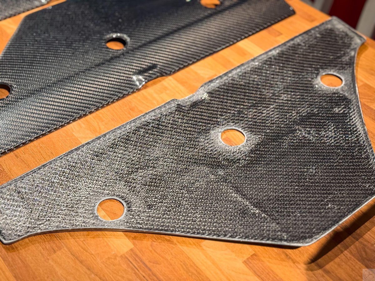 Inspire78Studio's tweet photo. New In Stock! 

BMW E36 EURO SPEC AC SCHNITZER STYLE CARBON FIBER RADIATOR COVER TRIM.

KEVLAR Finish Option Available.

https://t.co/VjAo43TlTe

#bmw #e36 #ac #acschnitzer #carbon #carbonfiber #classic #90s #m3 #mpower #germany #e36m3 #cls #clsii #acs #s3 https://t.co/aYuZGG5FSf