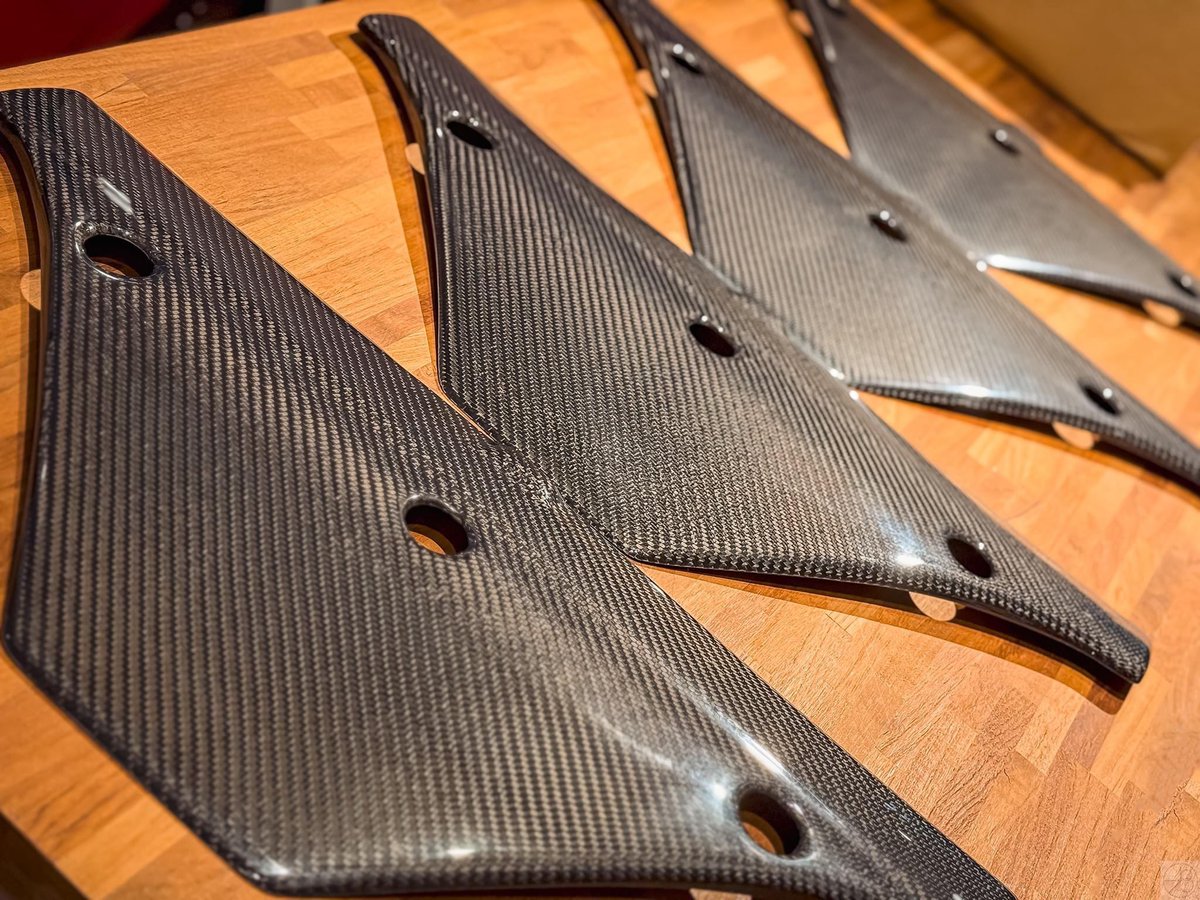 Inspire78Studio's tweet photo. New In Stock! 

BMW E36 EURO SPEC AC SCHNITZER STYLE CARBON FIBER RADIATOR COVER TRIM.

KEVLAR Finish Option Available.

https://t.co/VjAo43TlTe

#bmw #e36 #ac #acschnitzer #carbon #carbonfiber #classic #90s #m3 #mpower #germany #e36m3 #cls #clsii #acs #s3 https://t.co/aYuZGG5FSf
