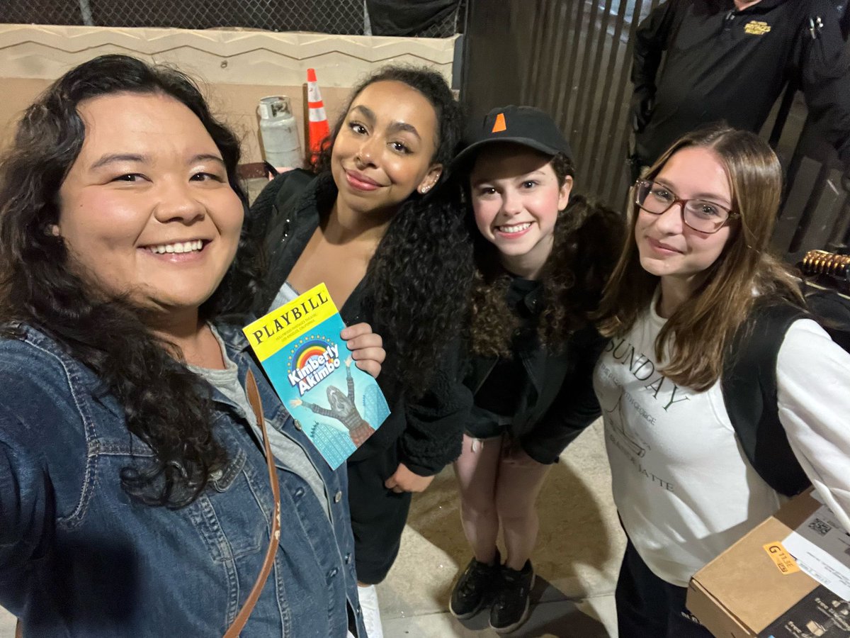 Young Broadway tweet media