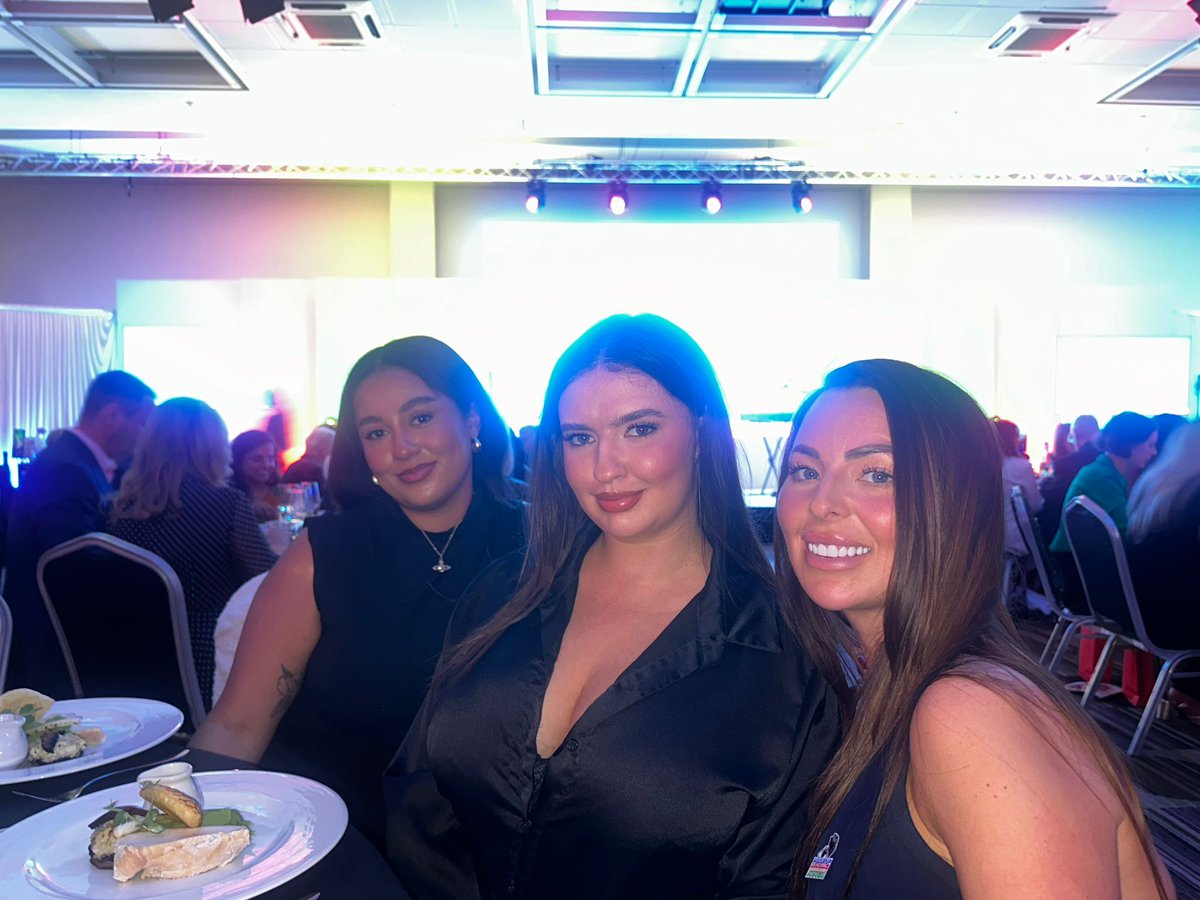 Roc Search tweet media