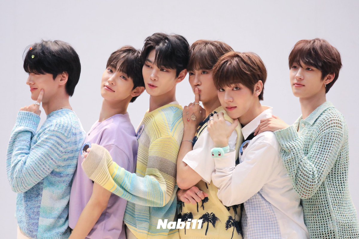 nabi11_yop's tweet photo. 마지막! 4주년 축하해~~
우리 드리핀 내년에도 같이 지내자
#DRIPPIN #드리핀 
#4YearsWithDRIPPIN
#DRIPPIN_4th_Anniversary https://t.co/3freQp3uHE