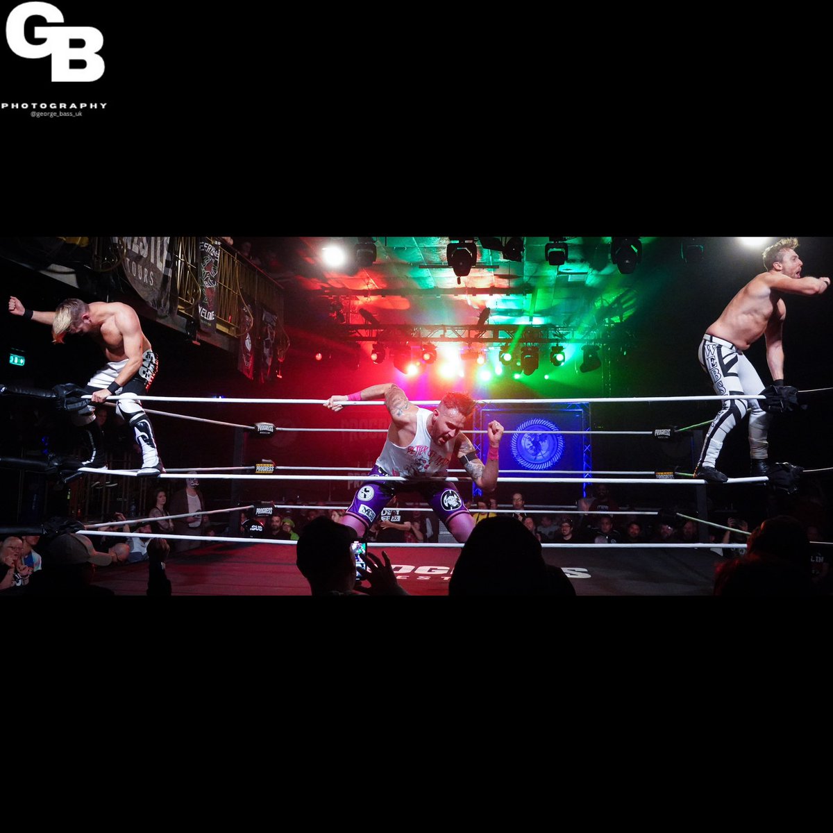 george_bass_uk's tweet photo. Friends Stand United!

📸 @EddieDennis1986 | @MandrewsJunior | @Flash_Morgan 

#chapter172
@ThisIs_Progress https://t.co/xAHrzJuSVf