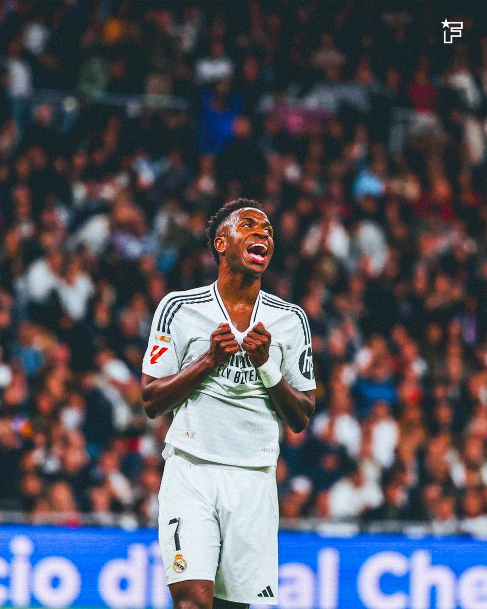 footmercato's tweet photo. Vinicius Junior et le Real Madrid annulent le voyage en direction de Paris ! 💥

D’après RMC Sport, Vinícius Jr. et la Casa Blanca sont désormais certains que le Brésilien ne remportera pas le Ballon d’Or et ont annulé la venue de la délégation madrilène pour la cérémonie qui se tiendra ce lundi soir à Paris.

Qui sera nommé lauréat du Ballon d'Or 2024 selon vous ? 🤔
