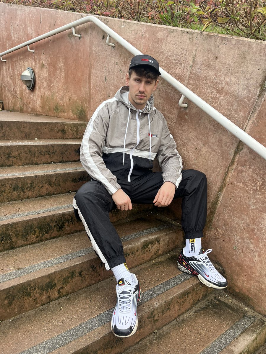 SCALLYCHAV tweet media