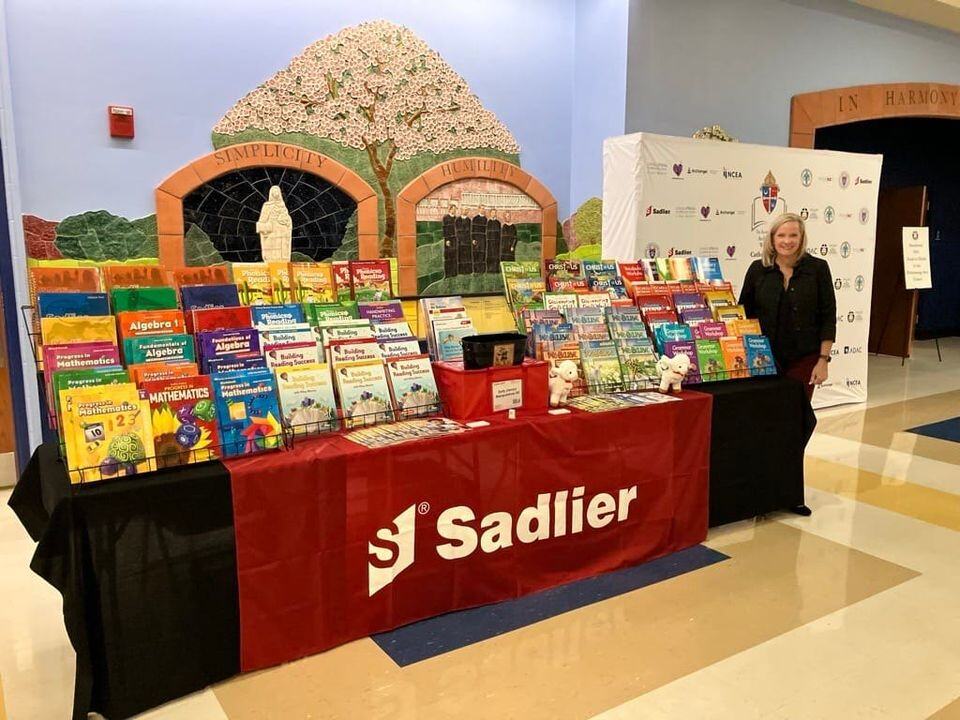 SadlierReligion's tweet photo. Ready for day 2 of Catholic Archdiocese of Washington Fall Collaboration Days!! Our Lady of Good Counsel High School! We can't wait to see you! @SPXSchool @WashArchdiocese
#Sadlier #SadlierReligion #catholicschool #catholiceducators https://t.co/pJK8F1lNiI