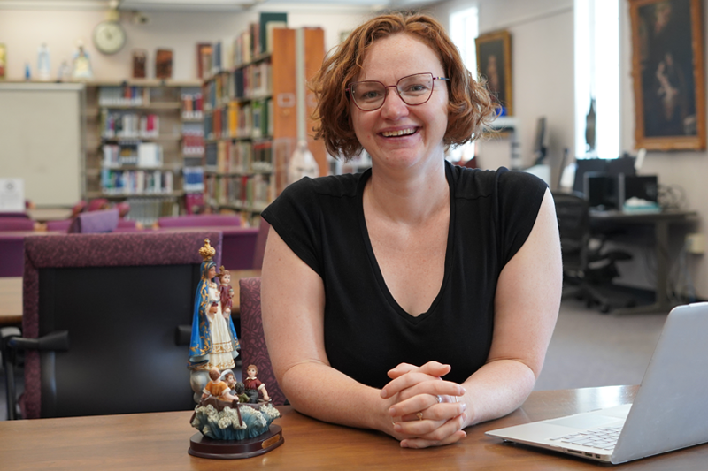 Roesch Library (@roeschlibrary) on Twitter photo Apply for a summer 2025 fellowship to conduct research or artistic creation with <a href="/MarianLibraryUD/">Marian Library</a> & IMRI, incl. $3k stipend + $1k for travel and housing. Read stories from previous fellows, review eligibility and apply online by Jan. 10: udayton.co/eil Apply for a summer 2025 fellowship to conduct research or artistic creation with <a href="/MarianLibraryUD/">Marian Library</a> & IMRI, incl. $3k stipend + $1k for travel and housing. Read stories from previous fellows, review eligibility and apply online by Jan. 10: udayton.co/eil