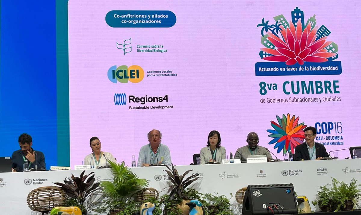 transicioeco's tweet image. 🌍 Fem sentir la veu de Catalunya a la #COP16Colombia: 

🤝 Presentem projectes i casos d'èxit per a la gestió i conservació de la #biodiversitat a la 8a Cimera Mundial de Governs Locals i Regionals #8thSummitCOP16 

🌐 Treballem per l’assoliment de l’objectiu 30x30 per protegir