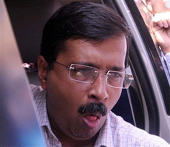 प्रदूषण बकाई में बढ़ गया है दिल्ली में 😄