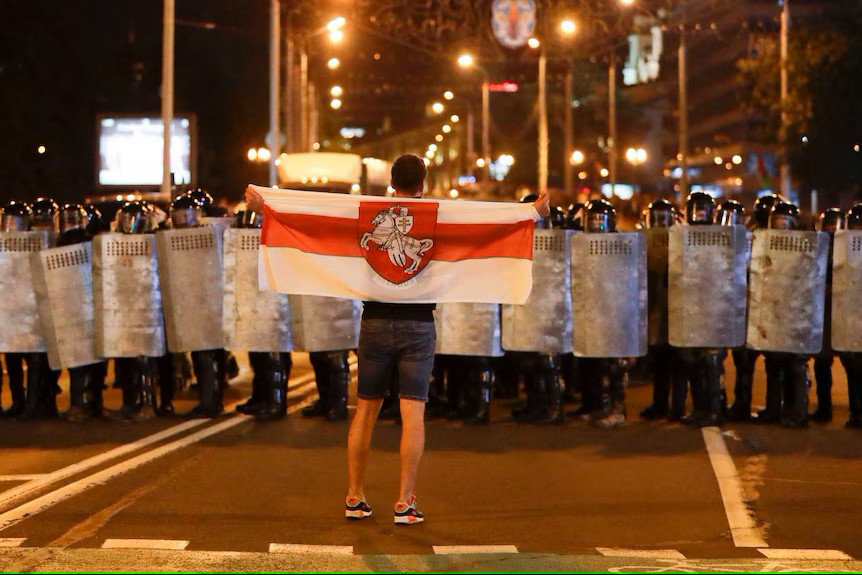 Last week alone, 66 people were tried on politically motivated criminal charges in #Belarus, half of them for participating in the 2020 protests. While the dictator announces the date to re-elect himself, he is busy taking revenge on those who demanded a fair vote count in 2020.