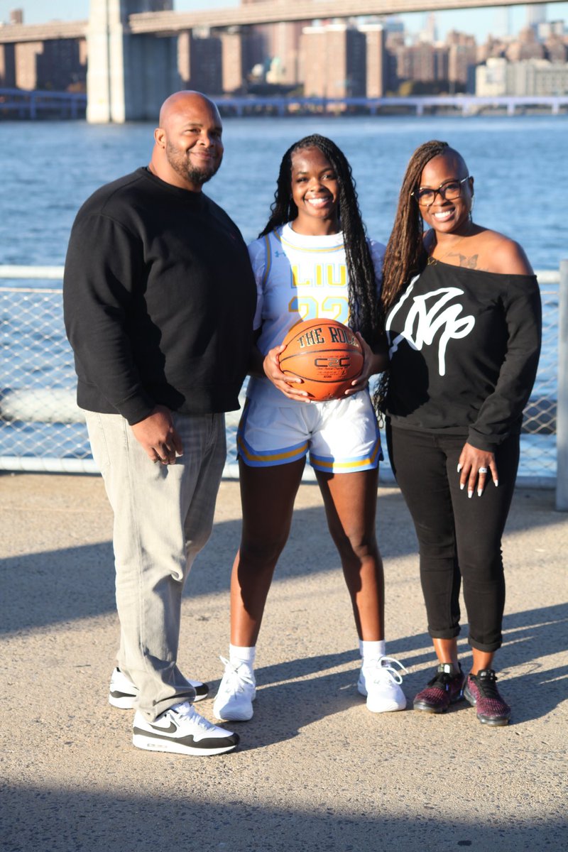 Blessed to receive my first division 1 offer from Long Island University!Thank you to Coach Rene and all the coaching staff for this amazing weekend and opportunity! Go Sharks!