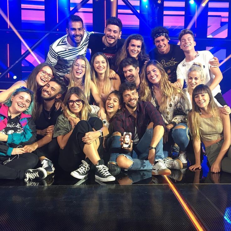 dancexrizos's tweet photo. ¡BIENVENIDOS A LA PRIMERA SQUAD MASCULINA +18 DE 𝐎𝐏𝐄𝐑𝐀𝐂𝐈𝐎𝐍 𝐓𝐑𝐈𝐔𝐍𝐅𝐎!

¿Buscas pasarlo bien? ¿Buscas divertirte y calmar tu ansia sexual con ciertos chicos? Pues no dudes más y entra en esta squad. https://t.co/UhdpK7BVNk