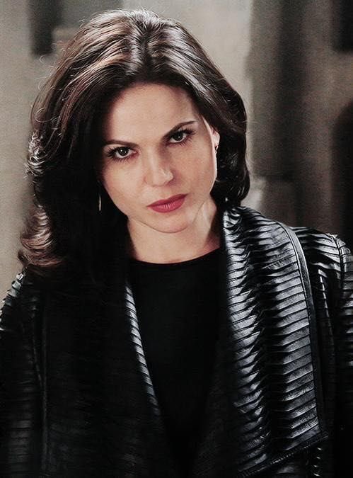 hfvckplaza's tweet photo. o ano é 2024 e a pergunta é: tem como superar Regina Mills? https://t.co/DO0iGppX4V
