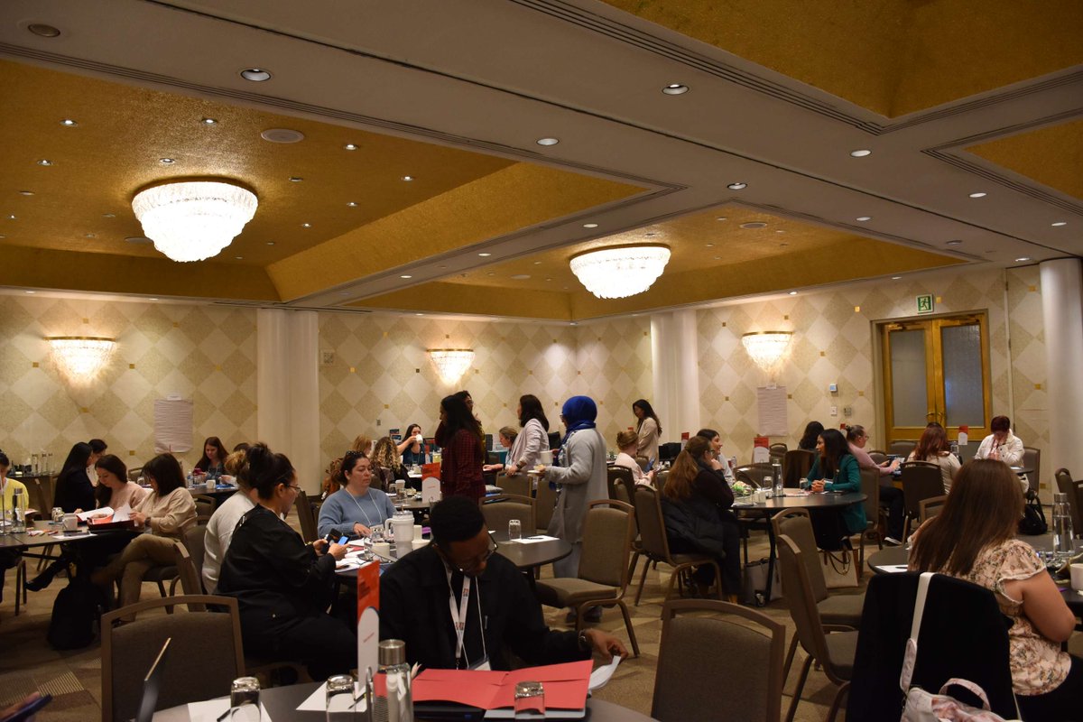 RNAO's tweet photo. RNAO's #BPGInstitute is an opportunity for nurses and health professionals to transform into a powerful change agent. Here's day one in pictures.

And day two is all about making change happen. 🥳🎉💃

@LhamoDolkar2023 @ClaudetteHollow @DorisGrinspun https://t.co/tx6yMUhGPq