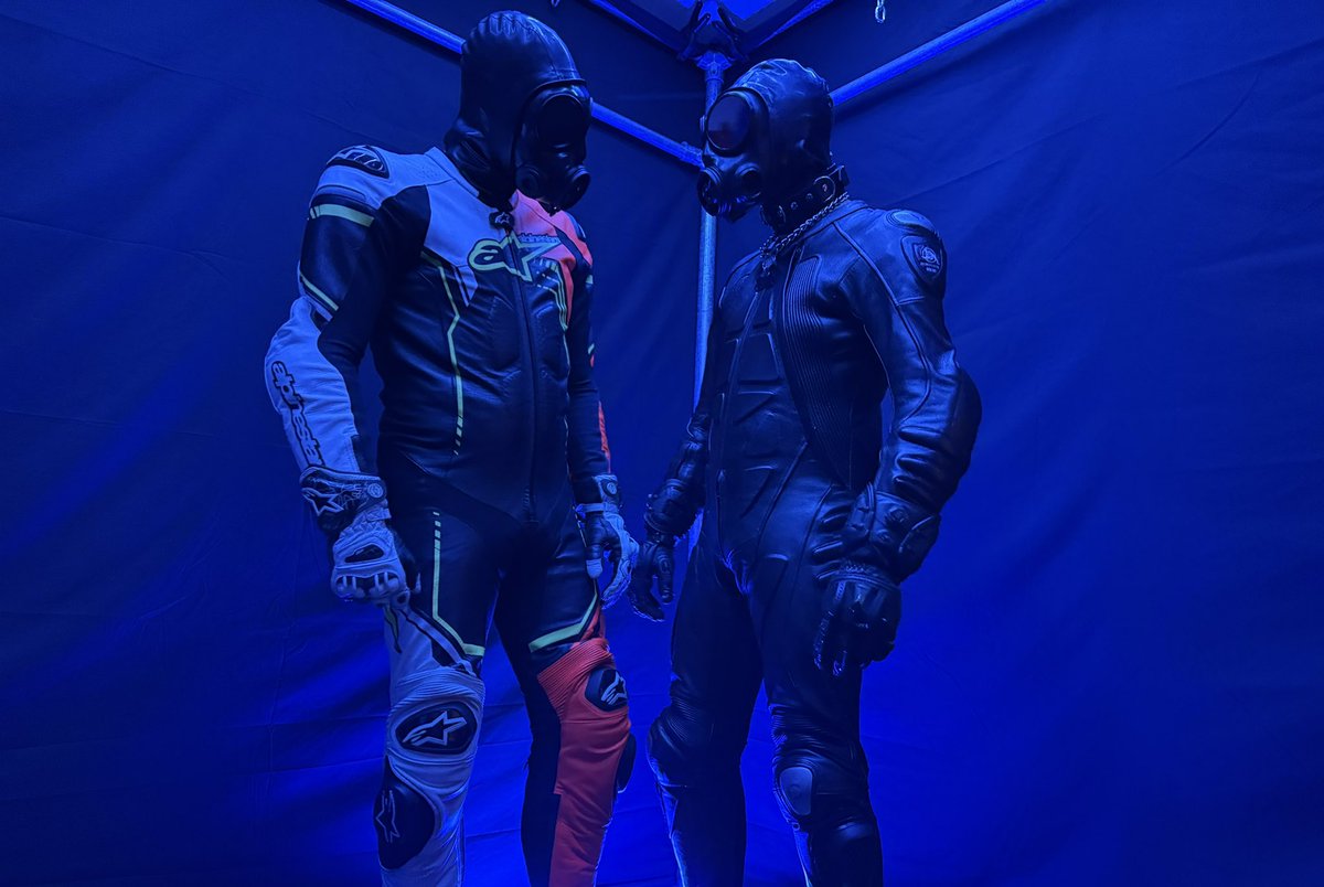 pup_aero's tweet photo. When two biker drones meet. 
🏍️ me and @gearBWKiller 
📸 @PupVulcan https://t.co/gtpOetUENn
