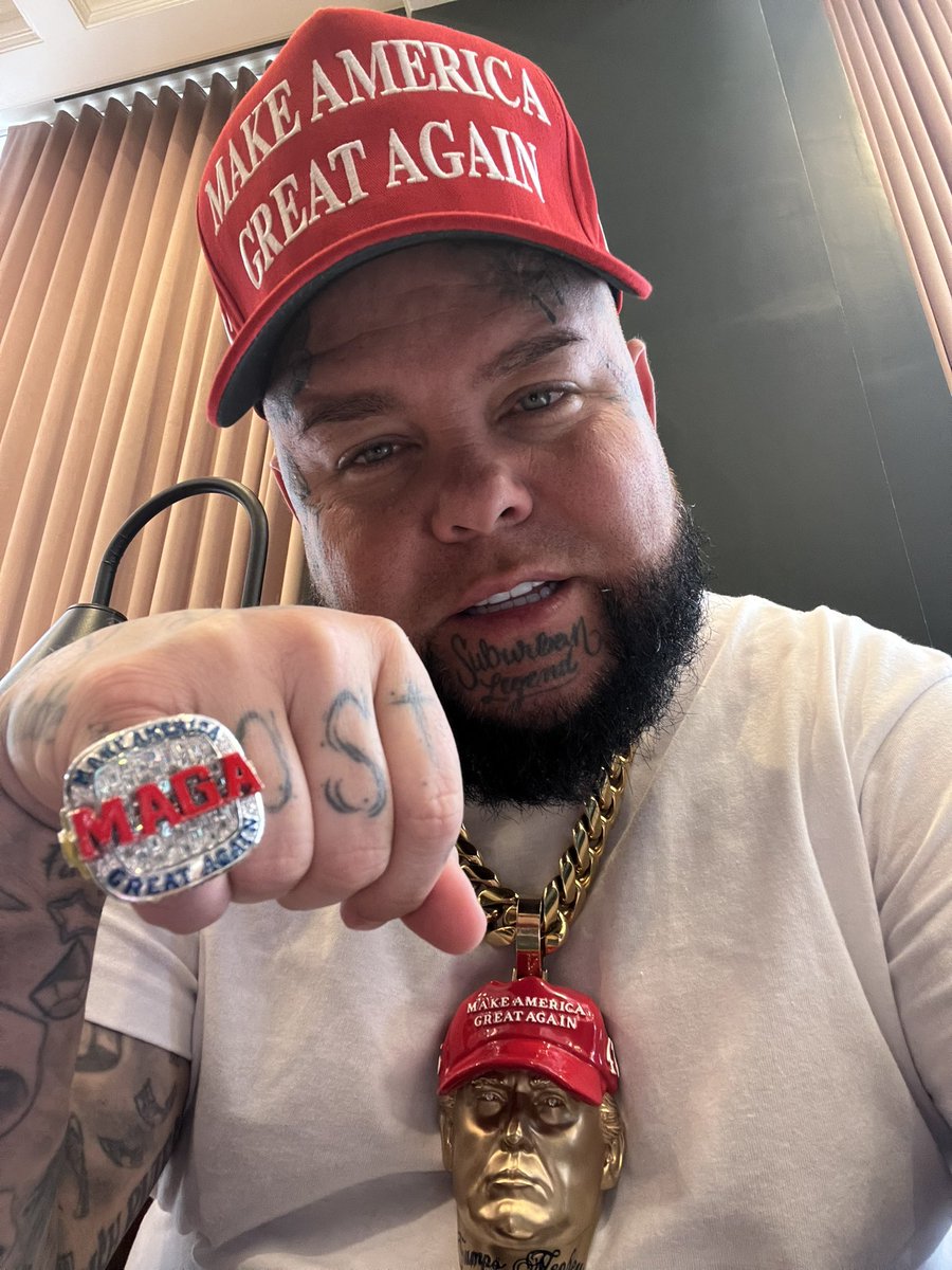 Amy Lynn🐇💀 tweet media