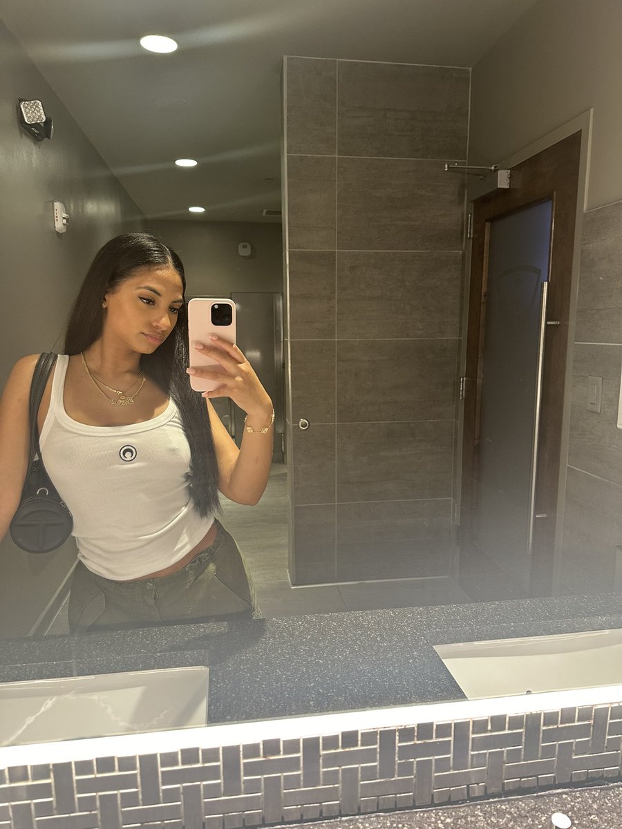 Allyah 💟 (@allyahmarieee) on Twitter photo 