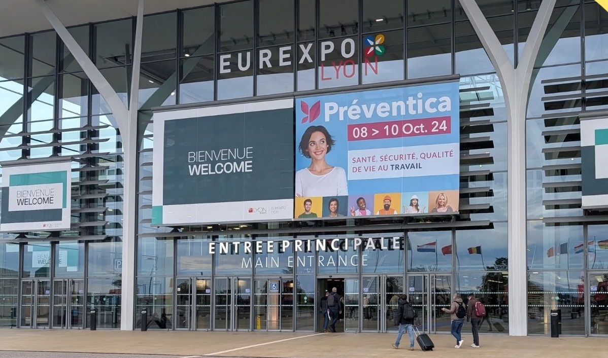 👉La lutte contre les #TMS, la protection individuelle, la qualité de l’air intérieur ou le #bien-être au travail des collaborateurs font partie des thématiques abordées lors du salon <a href="/Preventica/">Préventica</a>  Lyon, du 8 au 10 octobre : services-proprete.fr/profession/274… #hygiène #propreté #Préventica