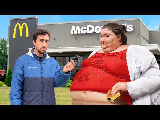 Canidy8's tweet photo. Indians are so fat 💀💀 https://t.co/iPcDR6fxC2