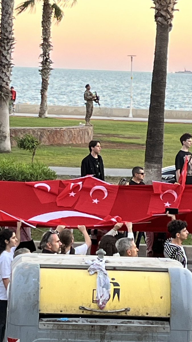 toktay's tweet photo. Cumhuriyet bayramı kutlu olsun 🇹🇷 https://t.co/KaVPqnd4rW