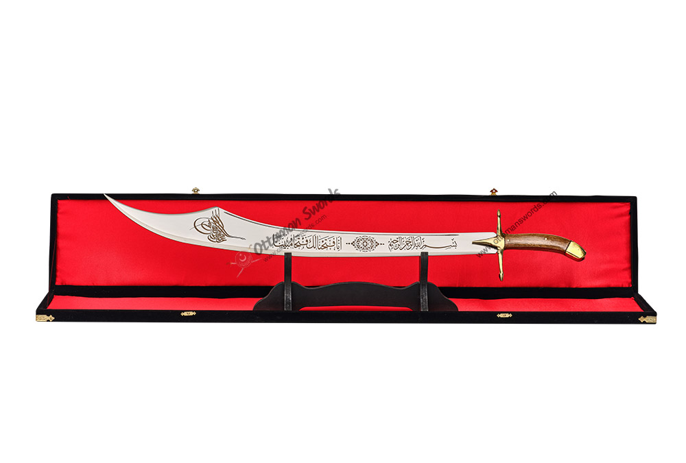 Explore our collection of scimitar swords, Perfect for collectors, reenactors, or enthusiasts seeking high-quality, historically inspired swords. Shop now for unique scimitar swords crafted for both display and durability

ottomanswords.com/collections/sc…

#scimitarswords