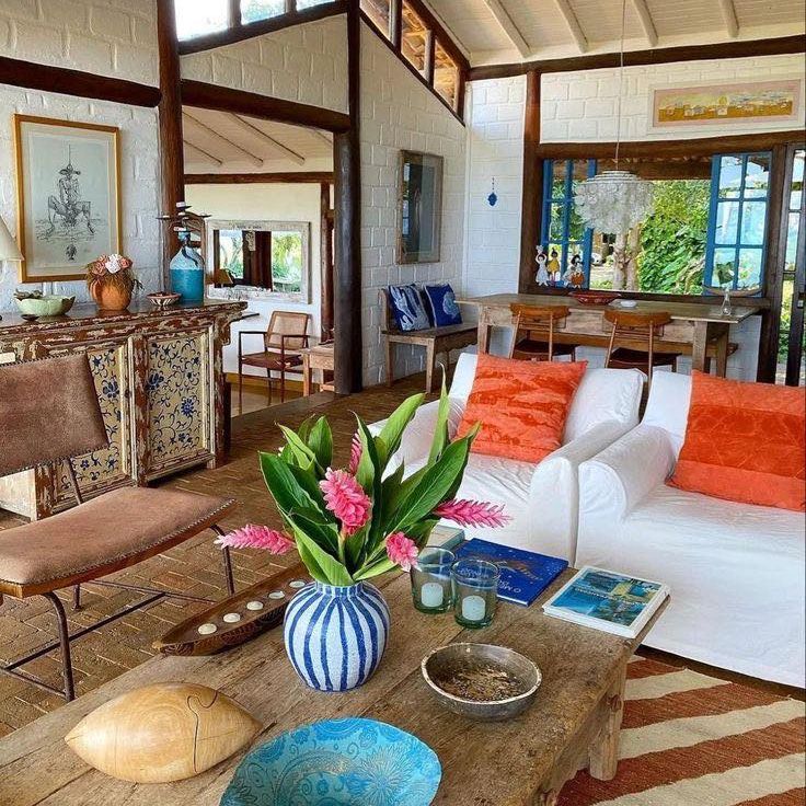 ChicHomeSpaces's tweet photo. 🌿✨ Welcome to a cozy retreat! This beautifully styled living space combines vibrant colors and natural elements, creating the perfect atmosphere for relaxation and inspiration.
What’s your go-to decor style for a warm and inviting home? 🏡 #HomeDecor #InteriorDesign #CozyVibes https://t.co/RHHE8syCEq