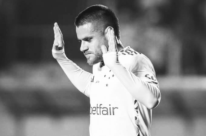 daniloferraz10's tweet photo. ❌❌❌

Delegação do Cruzeiro não irá comparecer à premiação da Bola de ouro porque sabe que Ramiro não ganhará o prêmio.

🗞️ Fabrizio Romano https://t.co/J8y7ozRXdk