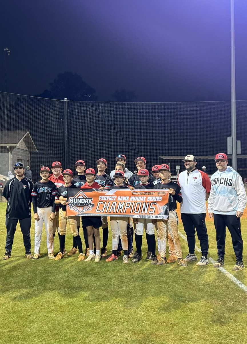 TgDbacks's tweet photo. 🏆🚨🏆
Great weekend to recap the fall for our TG Dbacks teams. Congrats to both TG Dbacks 14U Midway and 13U Madej for winning their respected PG events. #TGDbacks https://t.co/9whMeBKKtg