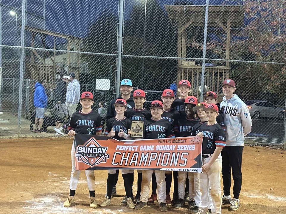TgDbacks's tweet photo. 🏆🚨🏆
Great weekend to recap the fall for our TG Dbacks teams. Congrats to both TG Dbacks 14U Midway and 13U Madej for winning their respected PG events. #TGDbacks https://t.co/9whMeBKKtg