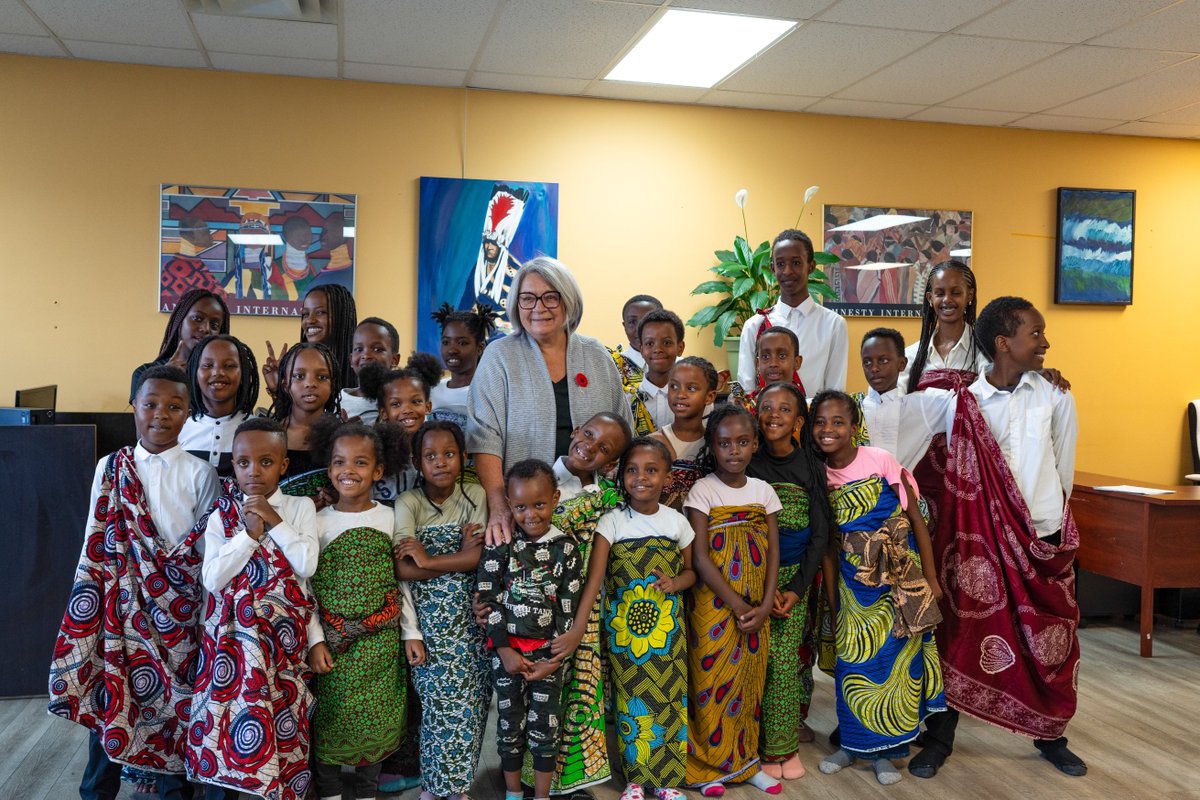 On the 27th of October, we embraced a remarkable moment as we welcomed the Governor General of Canada to C5. Her presence enriched our community, and her participation in activities like ribbon skirt making, and preparing soup and bannock filled the atmosphere with joy.