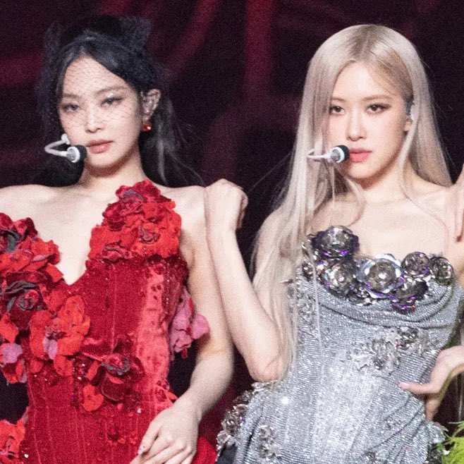 PopBase's tweet photo. Jennie and Rosé are currently the Top 2 K-Pop artists with the most monthly listeners on Spotify. https://t.co/3aRrKfRcZl