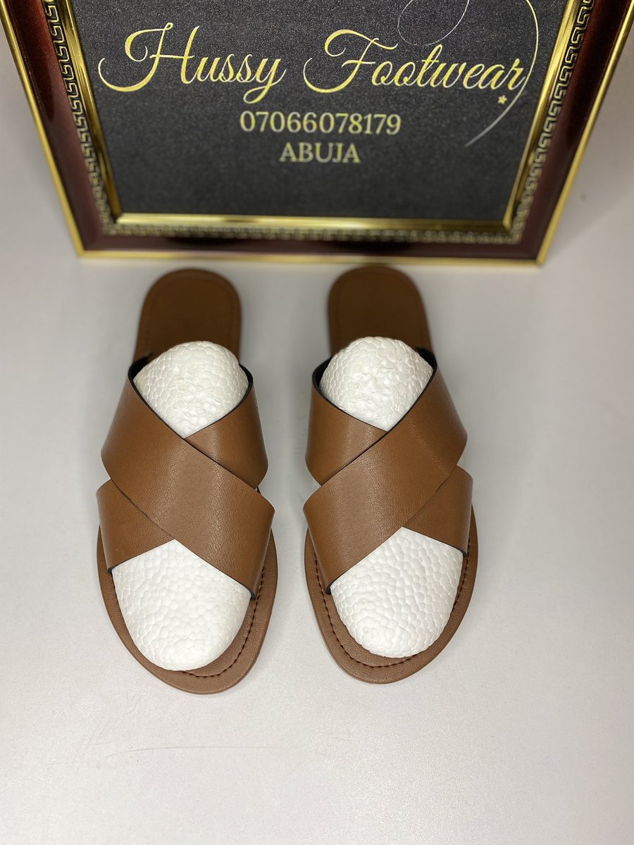 jimoh59076's tweet photo. FEMALE FOOTWEAR.
Price: 12,000
Available size: 39
Call or whatsapp 07066078179
Location: Abuja.
#hussyfootwear #abujafootwearplug #handmadeshoe #bigwomenshoeplug #abujawomenfashion #womenfootwear #HussainaTheShoeSeller https://t.co/wjJTtnZ6v6