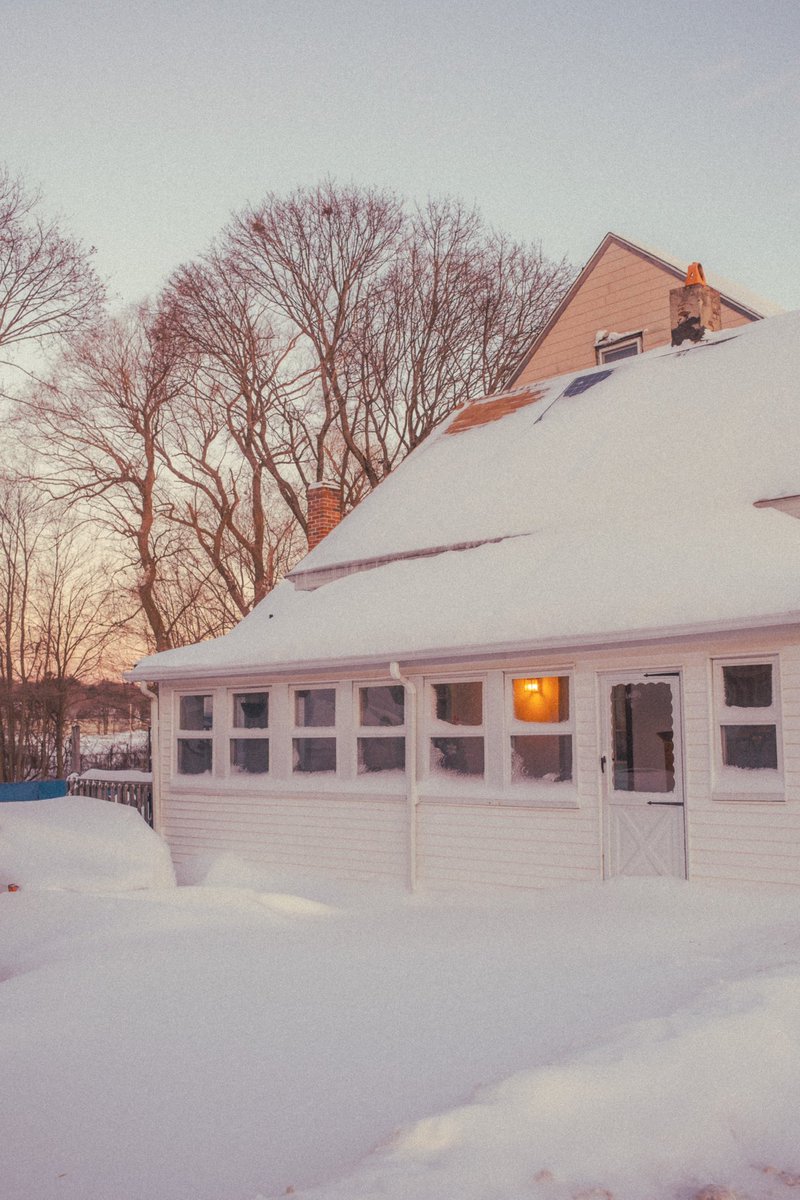 bryanpjackson's tweet photo. Winter in Massachusetts https://t.co/rgGAFmHjbg