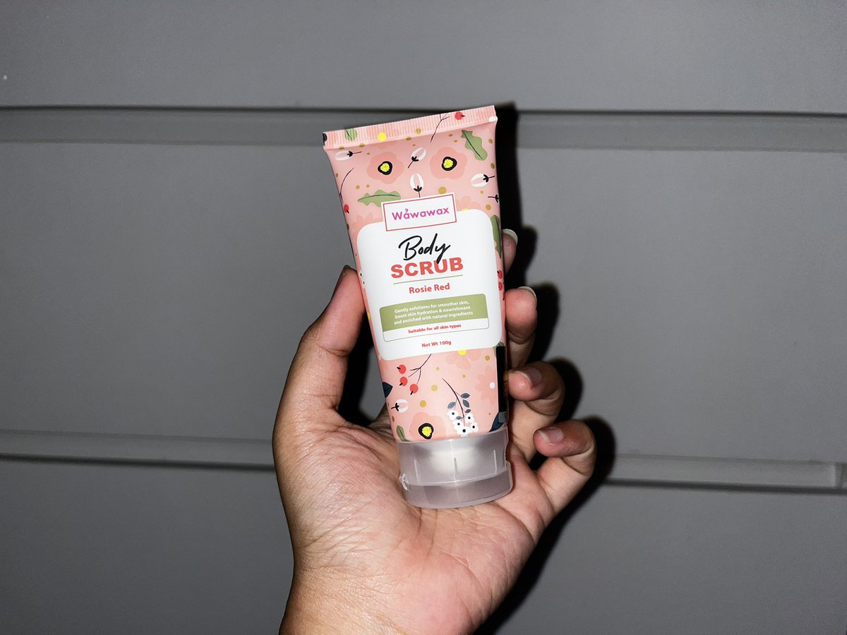 sebbieain's tweet photo. Body care products that 𝗗𝗜𝗗 𝗡𝗢𝗧 dissappoint

and make you smell good all day ｡⋆ʚ♡⃛ɞ https://t.co/yU6rprbM05