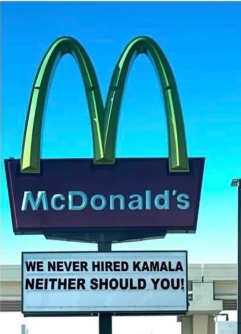 mattgaetz's tweet photo. Who did this? 😂 https://t.co/Fq5allf3bM