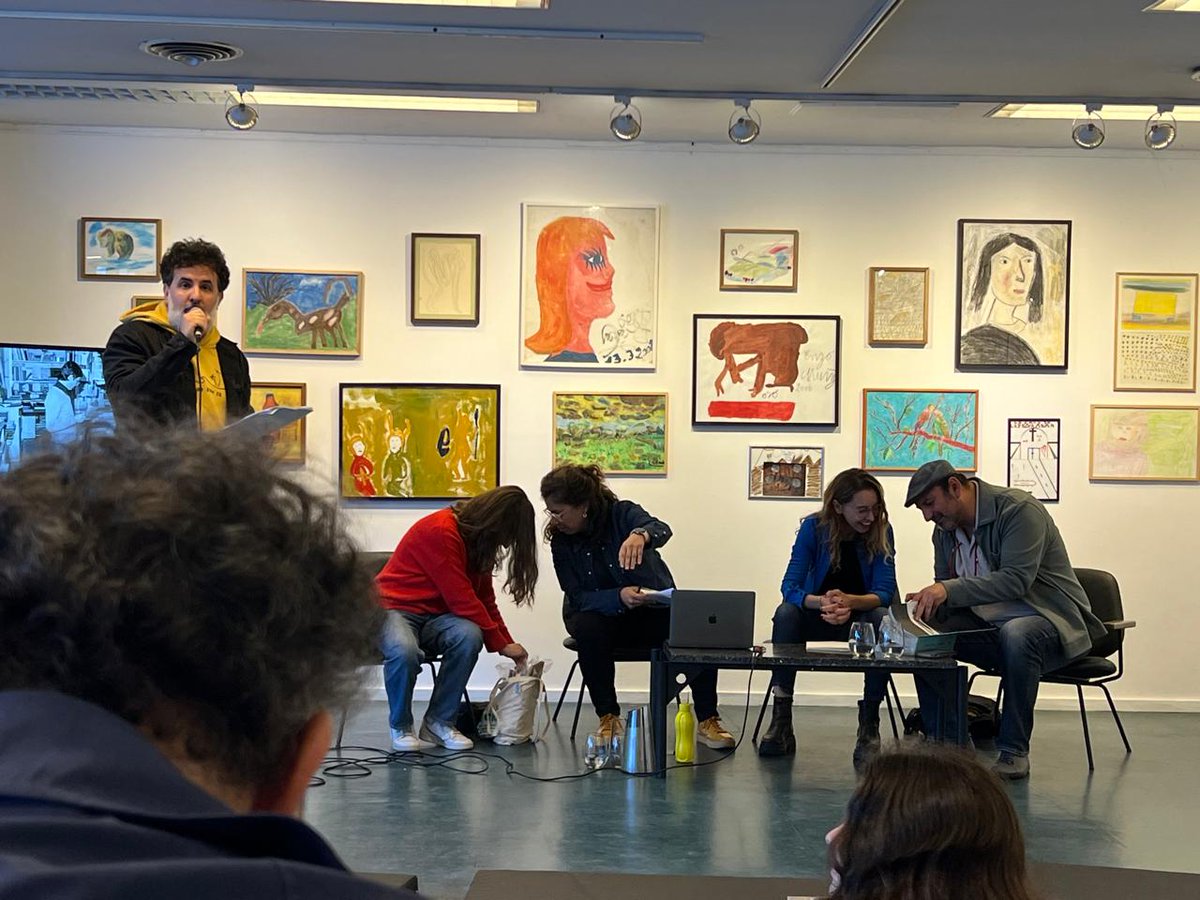 Chile presente en el 32° Festival Internacional de Poesía <a href="/FIPRosario/">Festival Internacional de Poesía de Rosario</a> con el poeta Yanko González, quién presentó su libro "Torpedos" en el Centro Cultural Fontanarrosa de Rosario.

<a href="/diracchile/">DIRAC</a> <a href="/dicoex/">Dicoex</a>