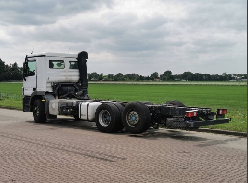 SEABOARDLLC's tweet image. 🚨 NEW !!

MERCEDES-BENZ-ACTROS 2544 6X2*4 RETARDER WB420 

CONTACT US #MercedesBenz #SEABOARD