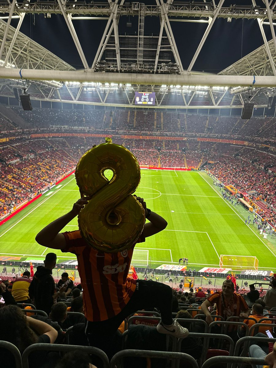 Emirhan tweet media