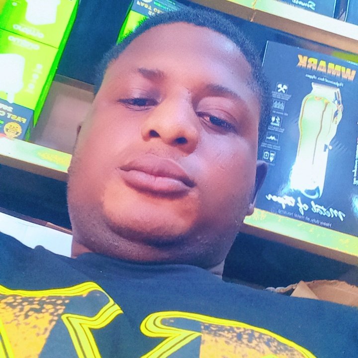 FloydSandr71225's tweet image. #NewProfilePic