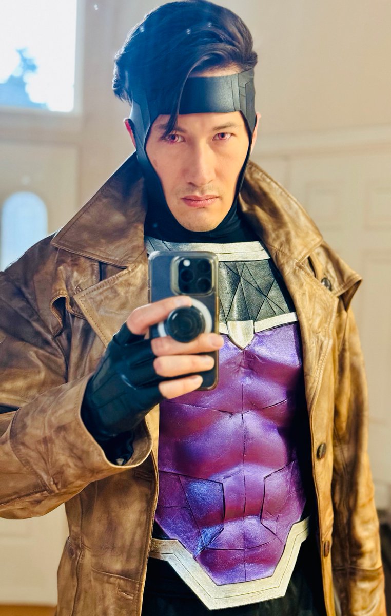 Rogues_Cosplay's tweet photo. Halloween costume #wip 

Thanks to @thefoamwitch for these amazing Gambit chest armor templates!! https://t.co/vrvYGHjAJP