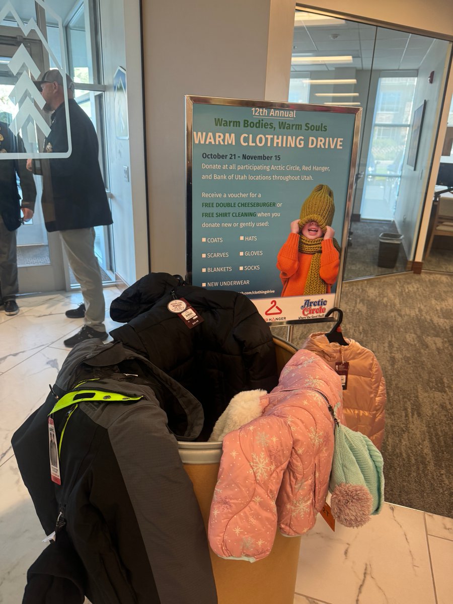 owchamber's tweet image. Stop by and experience the newly renovated Bank of Utah South Ogden Branch! We were excited to be with them as they officially celebrated the end of construction. 

#BankOfUtah #SouthOgden #OWCC #OgdenWeberChamber #RibbonCutting