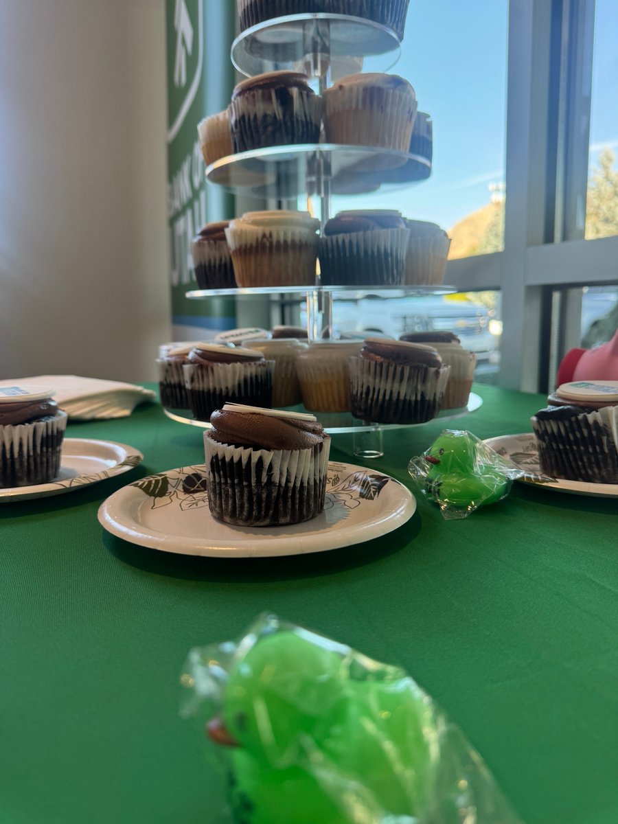 owchamber's tweet image. Stop by and experience the newly renovated Bank of Utah South Ogden Branch! We were excited to be with them as they officially celebrated the end of construction. 

#BankOfUtah #SouthOgden #OWCC #OgdenWeberChamber #RibbonCutting