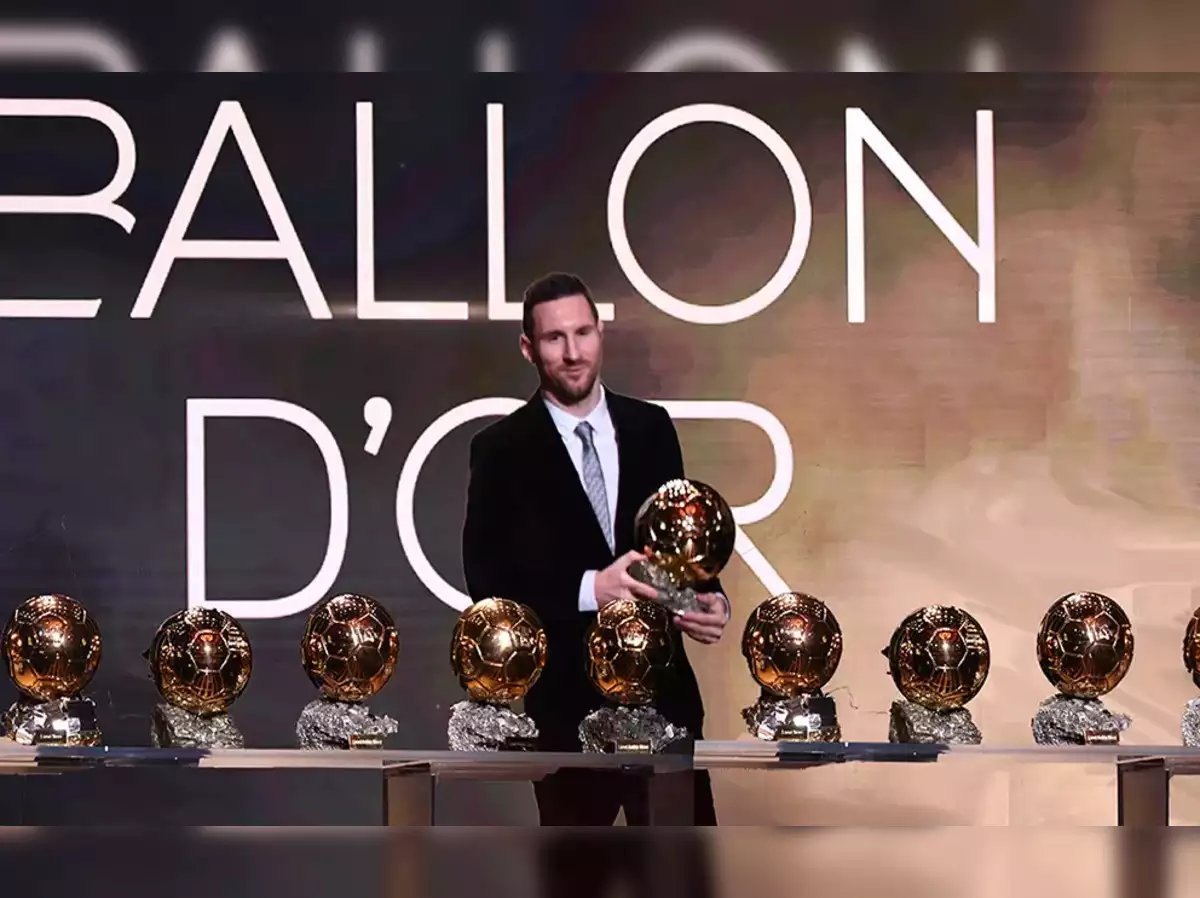 gitfcb's tweet photo. 5️⃣ Most Wins 🐐
Messi holds the record for the most Ballon d'Or trophies with 8 wins 🏅. His dominance in world football has been unmatched, but with Ronaldo close behind, it has sparked one of the greatest rivalries in football. The greatest of All Time! https://t.co/pMmmcwIjh5