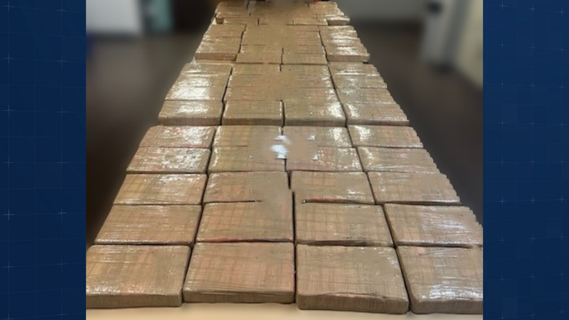 CFJC_Today's tweet photo. Police roadblock near Malakwa results in massive cocaine seizure https://t.co/KBTqAad0Nw #Kamloops https://t.co/rVIPMBWPA5