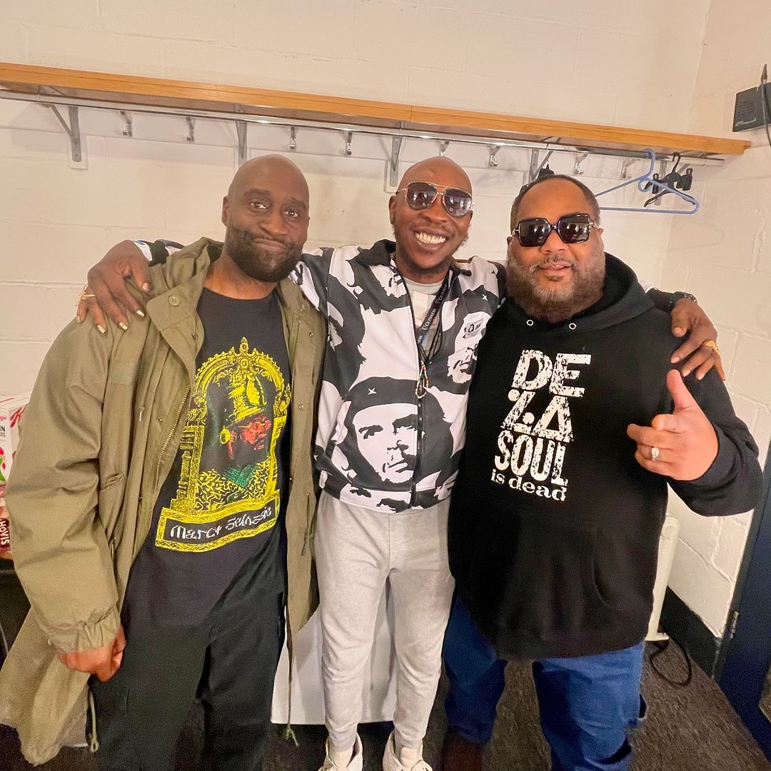 SK_afrikanman's tweet photo. Two unforgettable nights, two sold-out shows, and a gathering of legends at the Guinness Cork Jazz Festival in Ireland! 🇮🇪 🎷

It was great seeing you De La Soul @plugwondelasoul and Talib Kweli. 

#SeunKuti #Getthesax #HeavierYetTour https://t.co/WqZMNBJAee