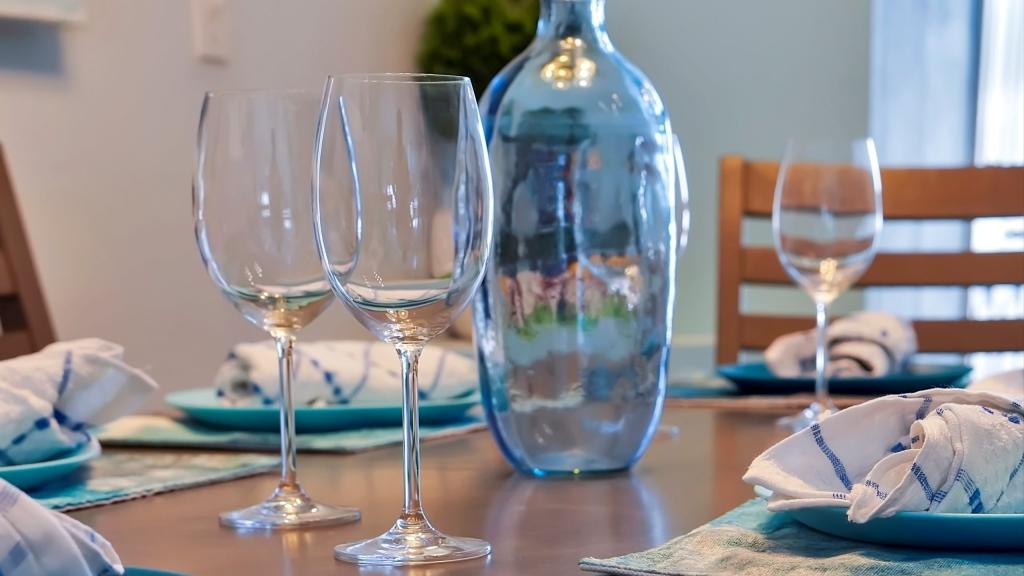 rentbyhost's tweet photo. π΄ Dreaming of paradise? ποΈ Rent our stunning 4-bedroom beachfront villa in Kissimmee, Florida! Enjoy breathtaking views and cozy beach chairs just steps from the shore. βοΈ #BeachLife #KissimmeeVilla #VacationGoals #ByOwner #rentbyhost #rental #vacation https://t.co/7LWHDkmvxY https://t.co/wEXBjeLcTU