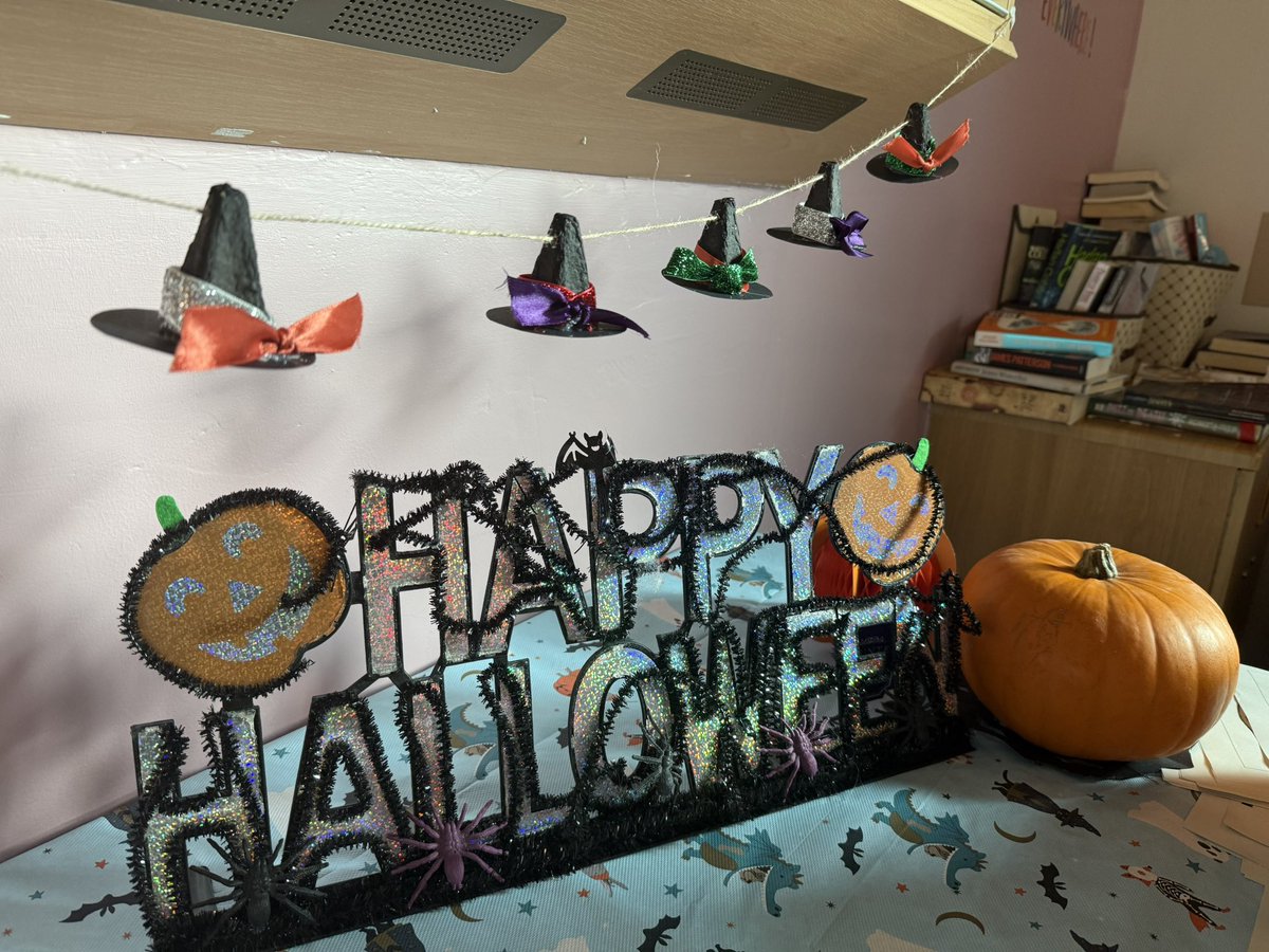 Emma Louise tweet media