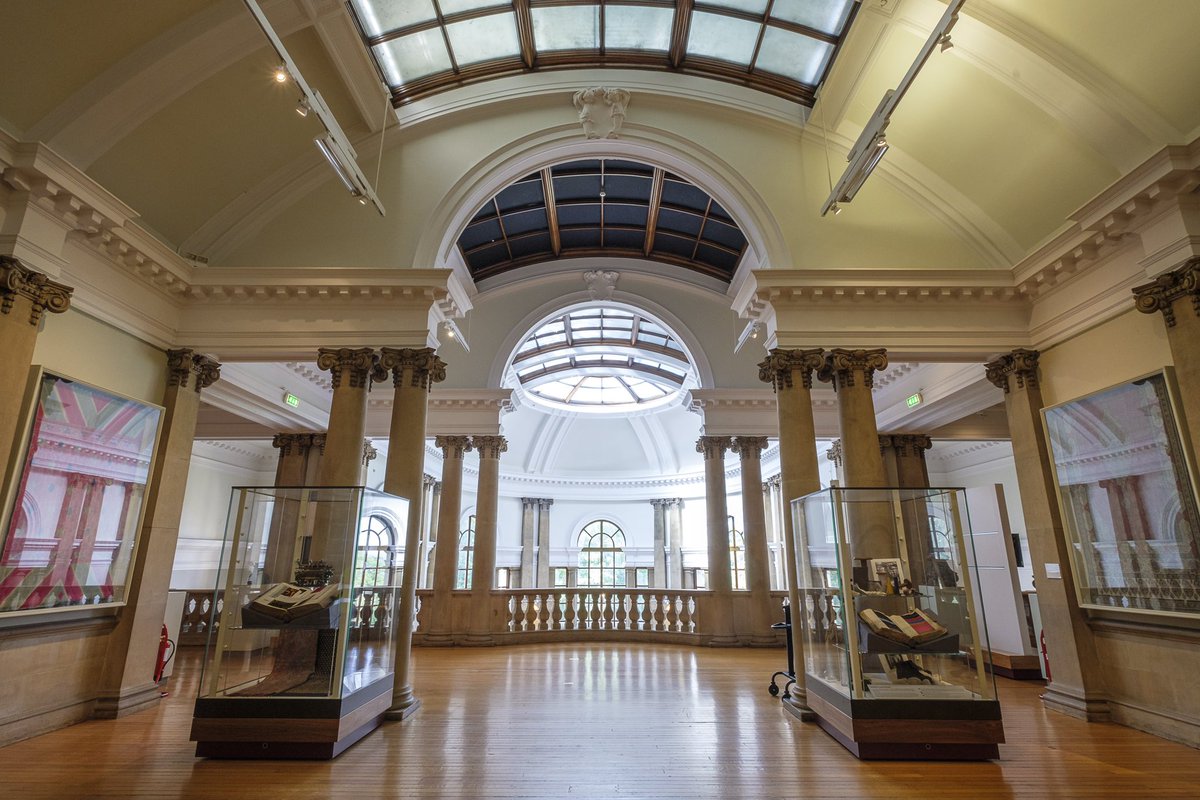 With this exciting news, we are seeking to appoint an experienced Curator to join the Yorkshire Contemporary team and co-curate the Turner Prize 2025.

⏰The deadline to apply for this job role is 9am on Monday 25 November

🔗Head to our website using the link in our bio.