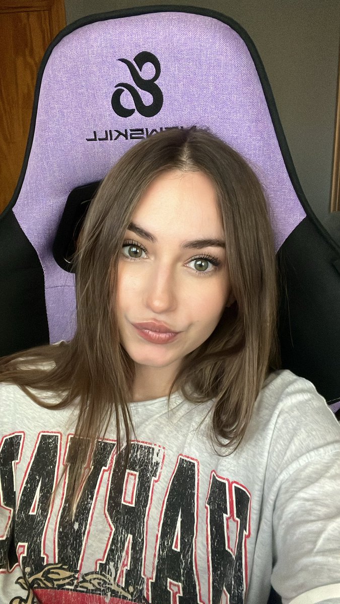 hoy stream🙋🏼‍♀️